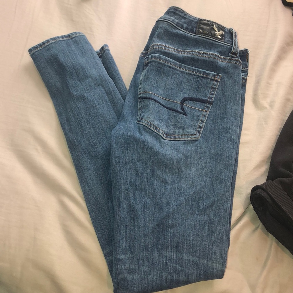 American eagle stretchy skinny jeans